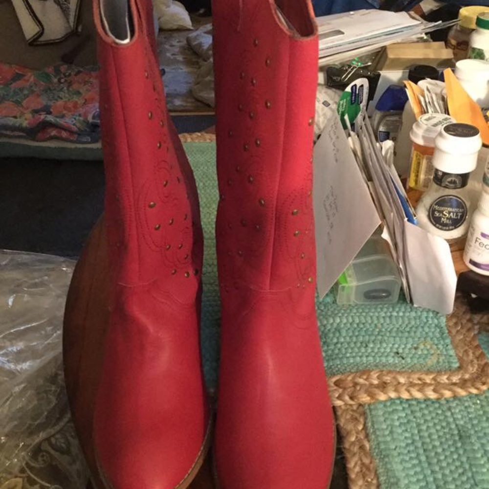 Red Boots - Picture 2 of 2